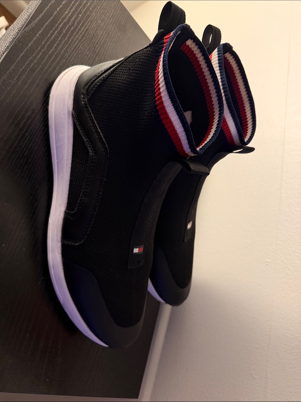 Tommy Hilfiger Black Slip-On Knit Loafers with Red & White Trim